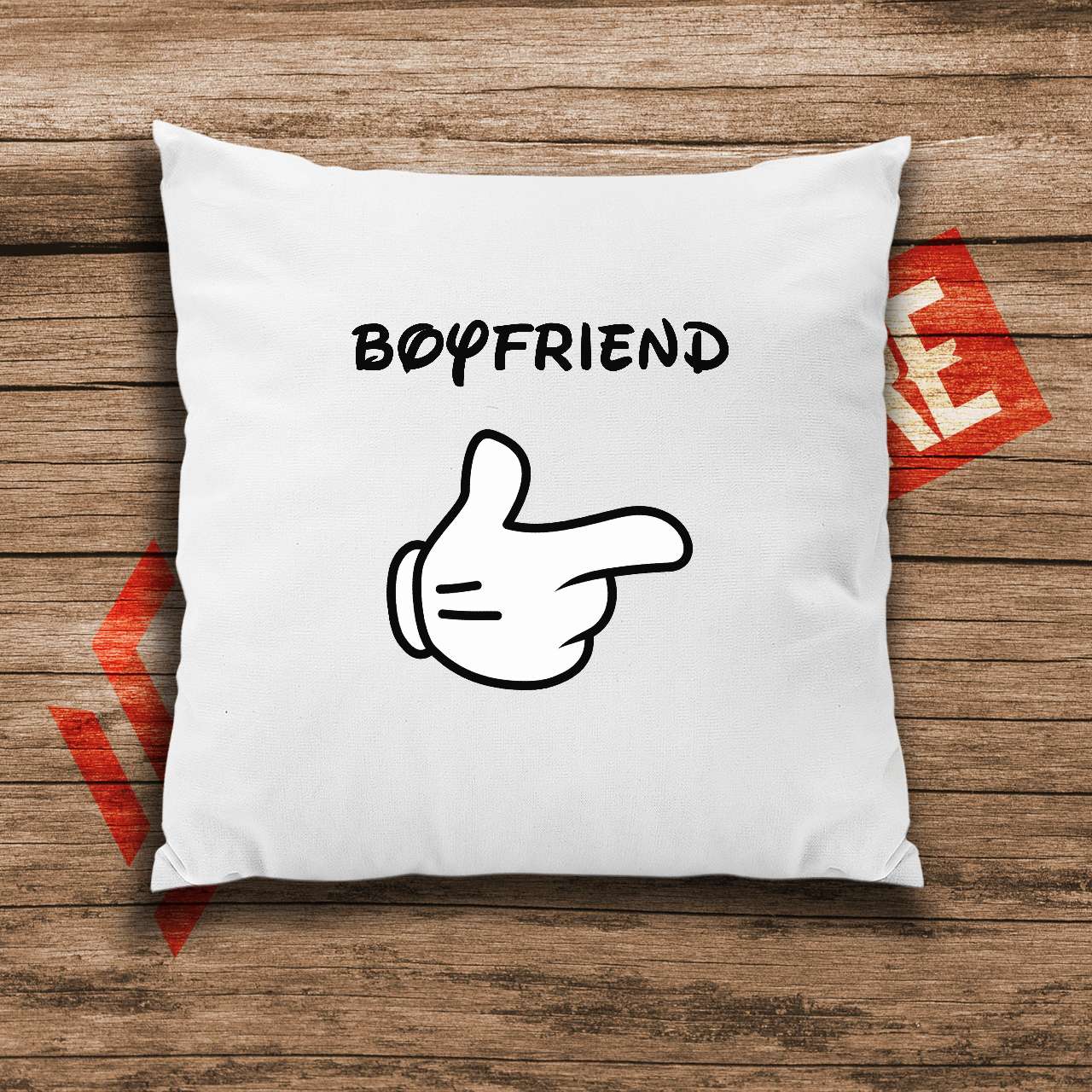 Boyfriend mintás párna 40x40 cm (fehér)